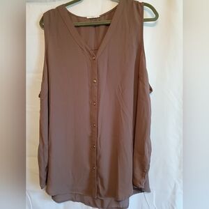 Women's Sleeveless Brown Maurices Size 2x Top.